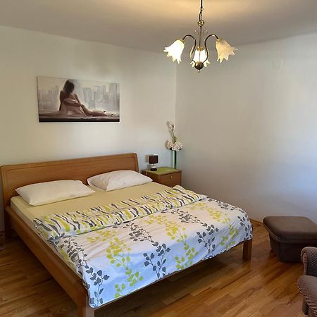 Villa Beba - Apartments セニ エクステリア 写真